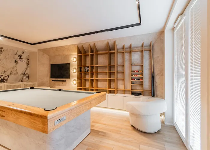 Mierzeja -trimare, *